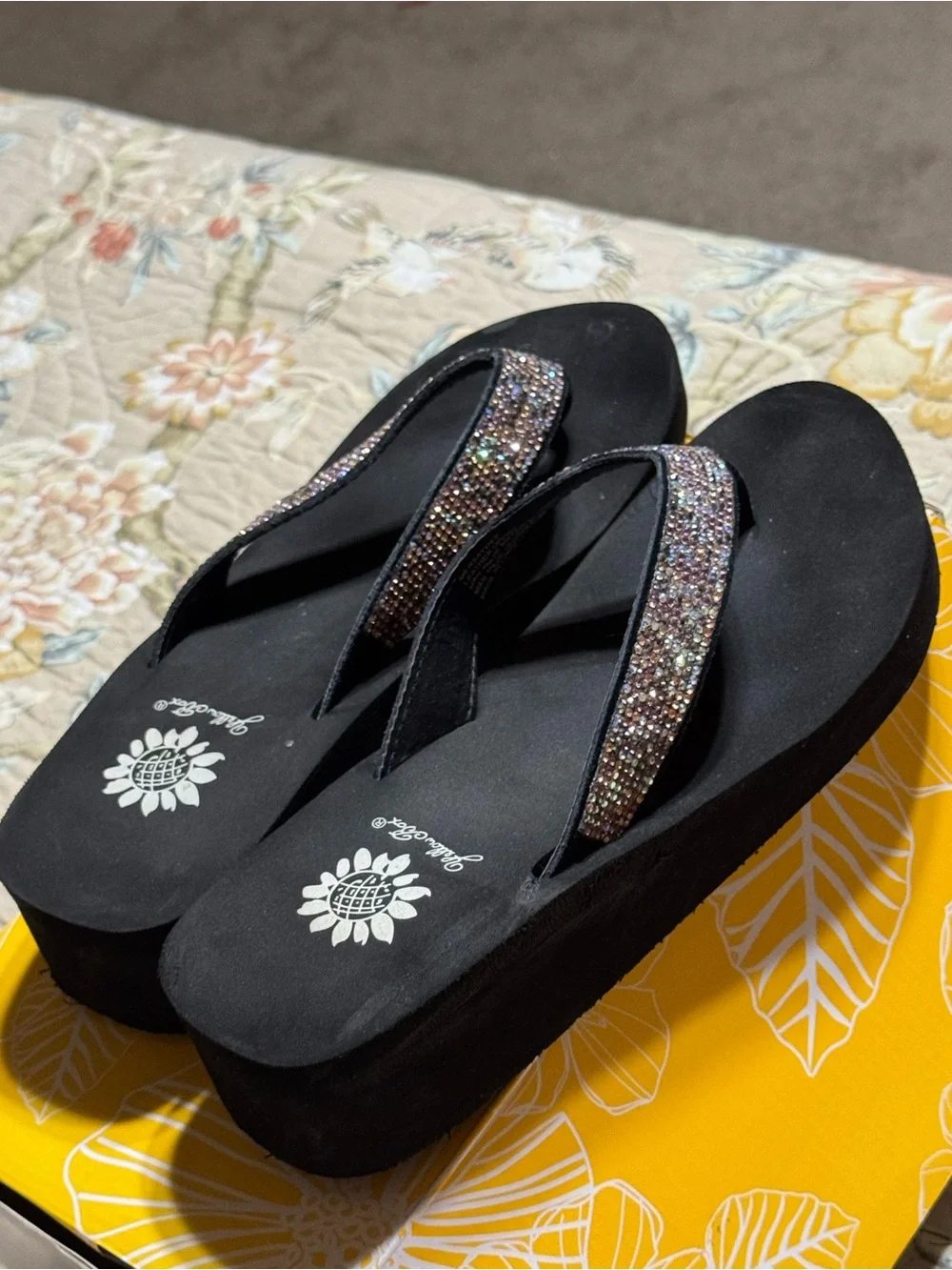 Yellow box rhinestone flip-flops. Size 8